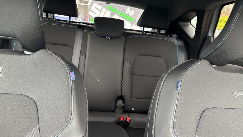 Renault Captur 1.8 E-Tech Full Hybrid 160 Esprit Alpine 5dr Auto Hybrid Hatchback